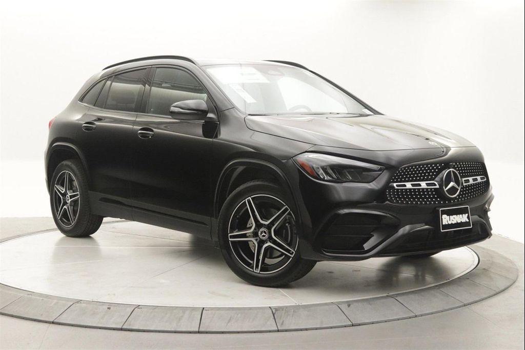 new 2026 Mercedes-Benz GLA 250 car, priced at $47,370
