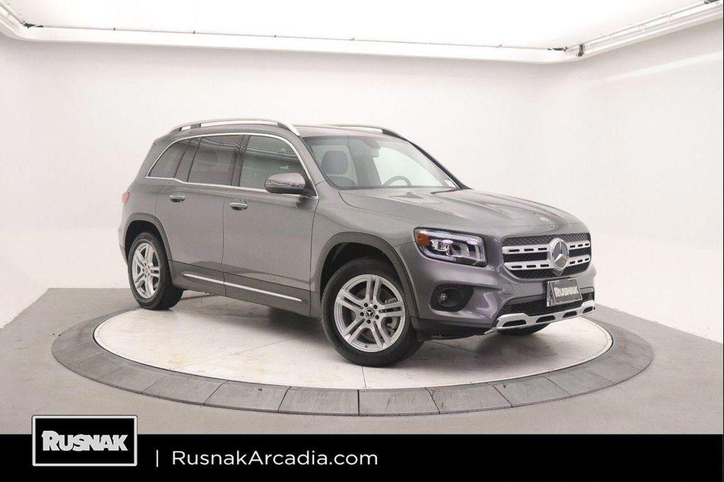 used 2022 Mercedes-Benz GLB 250 car, priced at $27,997