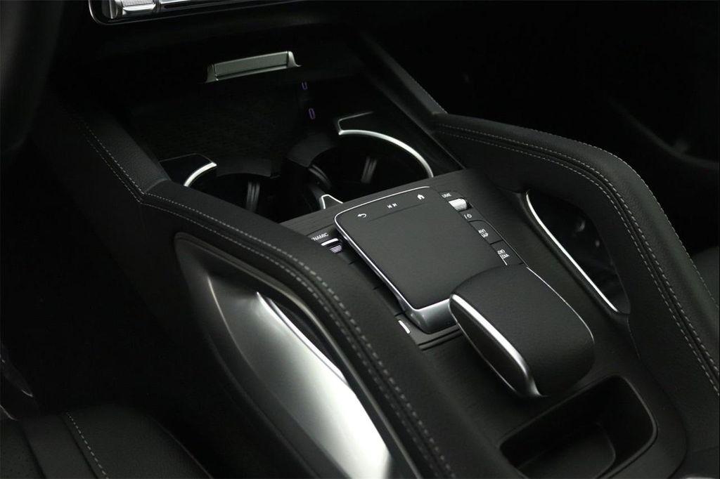 new 2025 Mercedes-Benz GLE 450 car, priced at $84,850