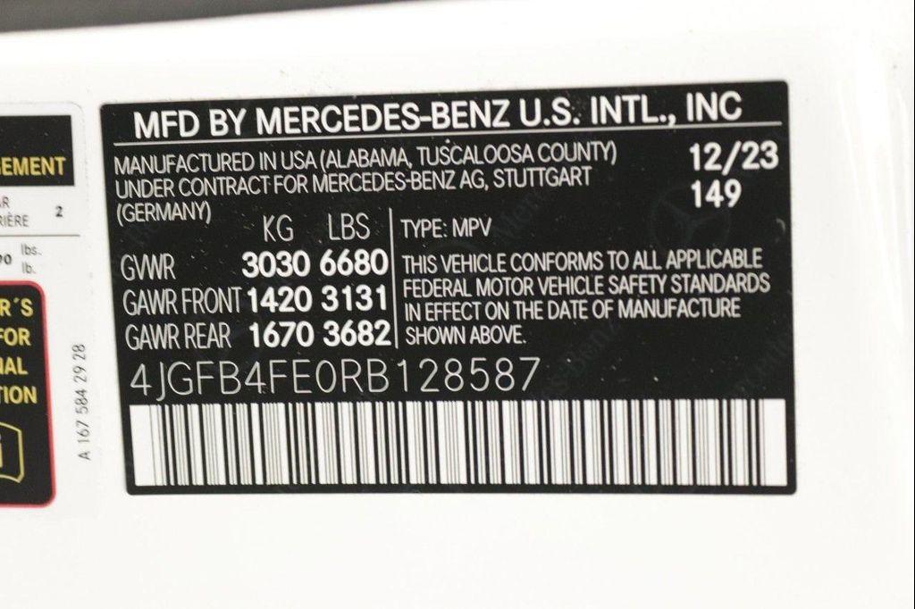 used 2024 Mercedes-Benz GLE 350 car, priced at $51,999