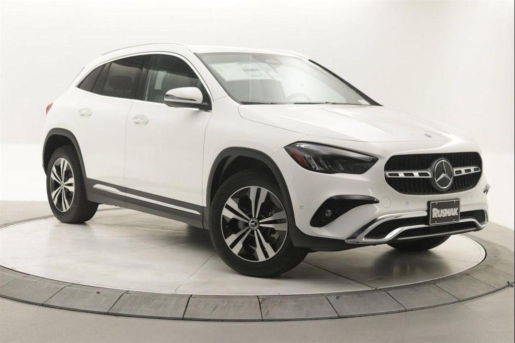 new 2025 Mercedes-Benz GLA 250 car, priced at $44,345