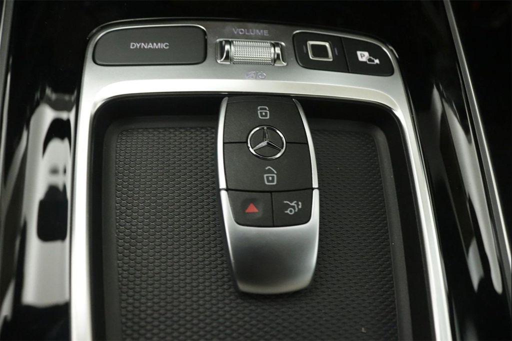 new 2025 Mercedes-Benz GLA 250 car, priced at $44,345
