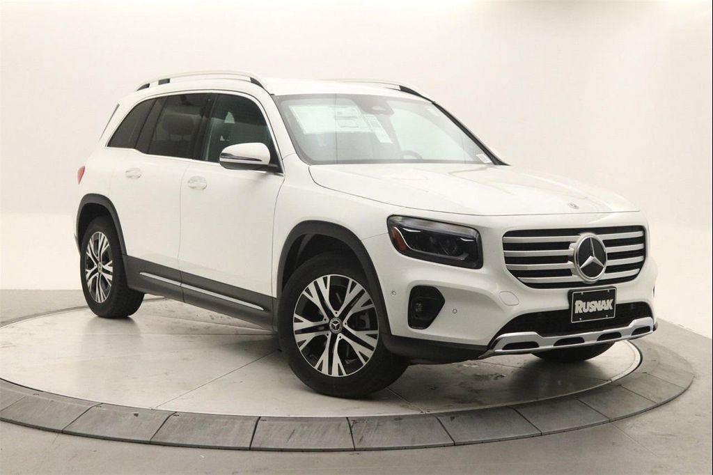 new 2025 Mercedes-Benz GLB 250 car, priced at $48,645