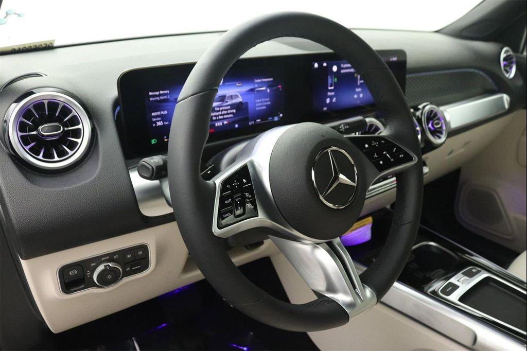 new 2025 Mercedes-Benz GLB 250 car, priced at $48,645
