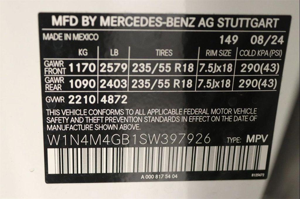 new 2025 Mercedes-Benz GLB 250 car, priced at $48,645