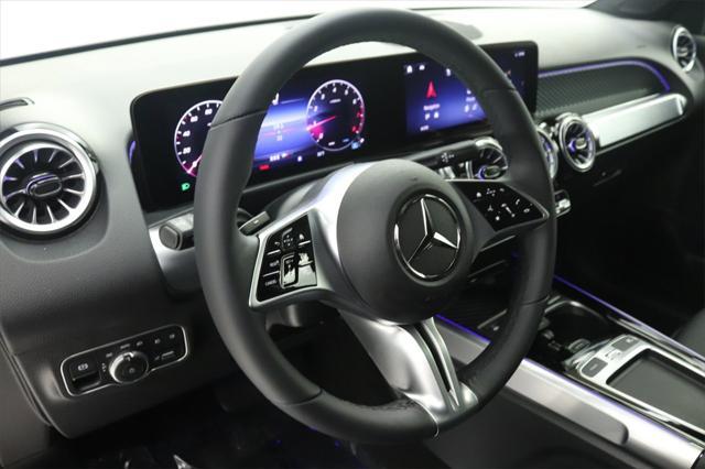 new 2025 Mercedes-Benz GLB 250 car, priced at $48,645