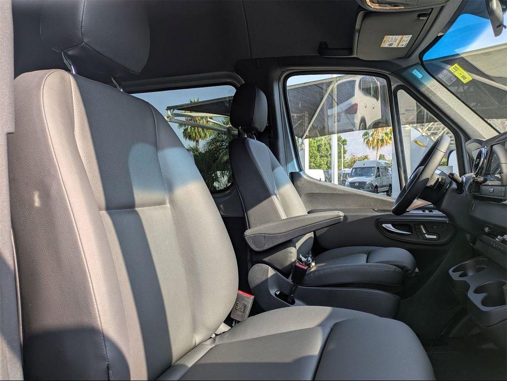 new 2025 Mercedes-Benz Sprinter 2500 car, priced at $74,466