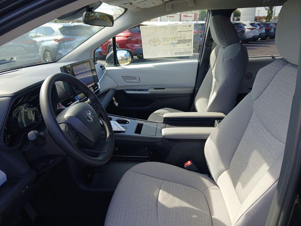 new 2025 Toyota Sienna car, priced at $43,710