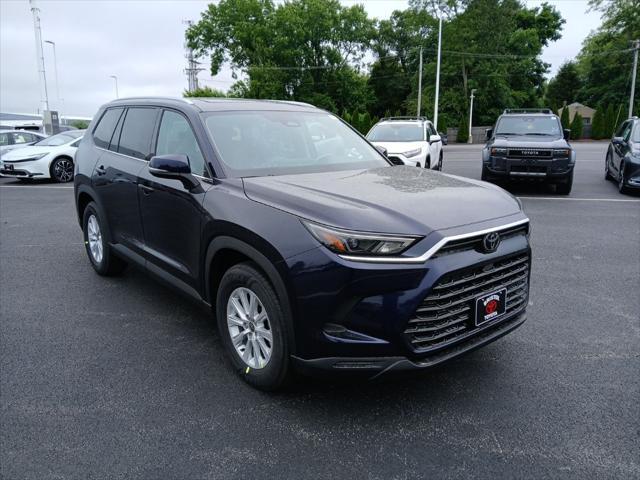 new 2025 Toyota Grand Highlander car, priced at $47,073