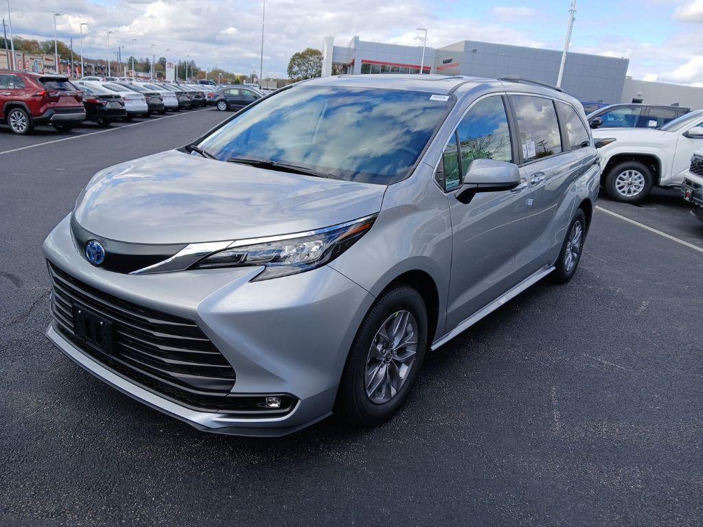new 2025 Toyota Sienna car, priced at $49,310