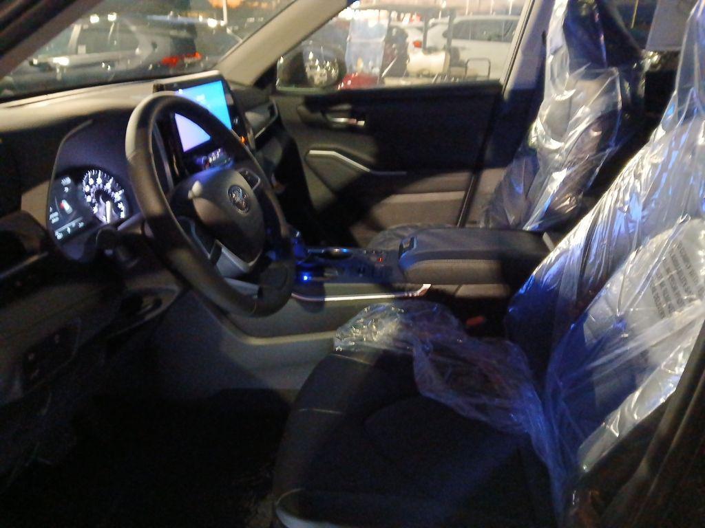 new 2026 Toyota Highlander car, priced at $49,283