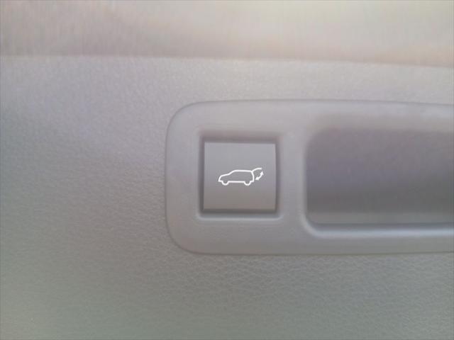 new 2025 Toyota Highlander car, priced at $48,338