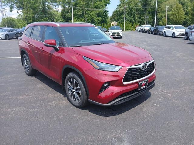 new 2025 Toyota Highlander car, priced at $48,338