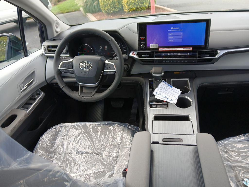 new 2025 Toyota Sienna car, priced at $50,254