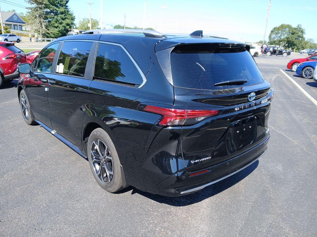 new 2025 Toyota Sienna car, priced at $61,659