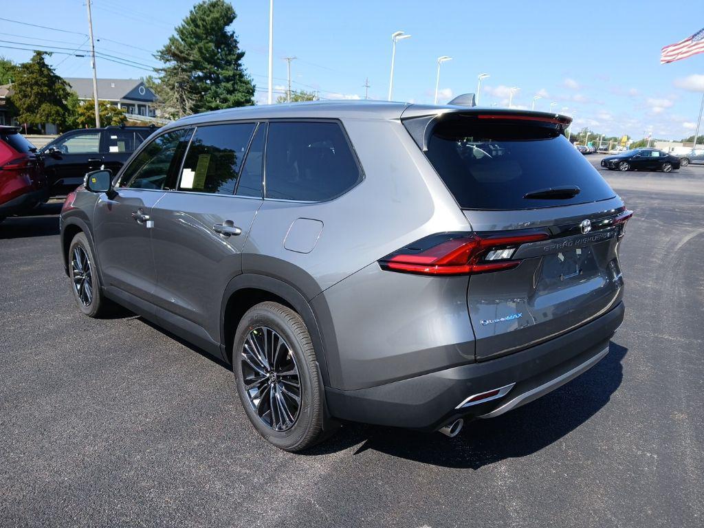 new 2025 Toyota Grand Highlander Hybrid car, priced at $62,248