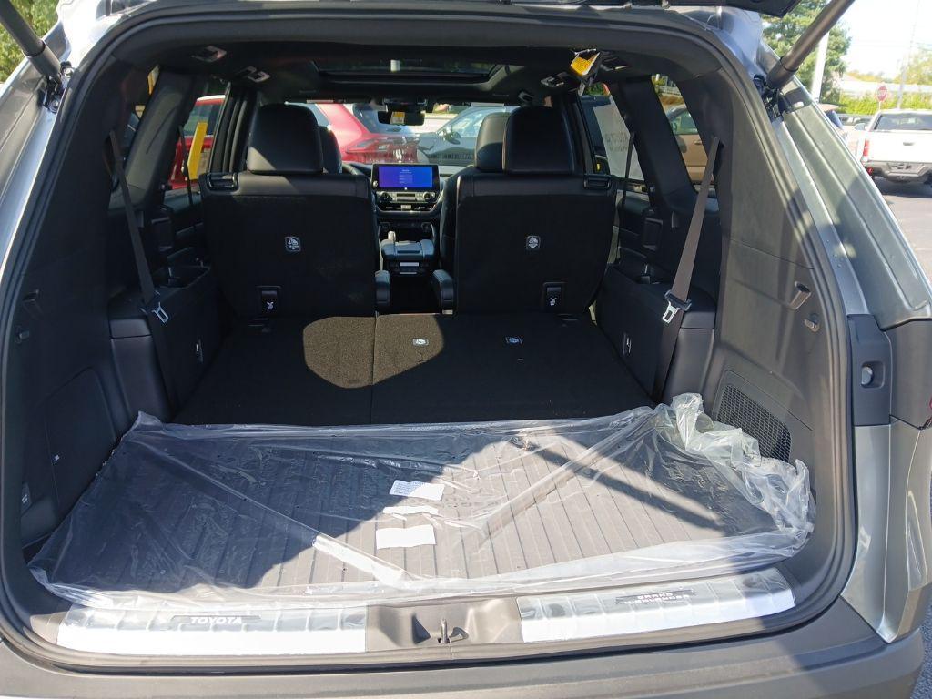 new 2025 Toyota Grand Highlander Hybrid car, priced at $62,248