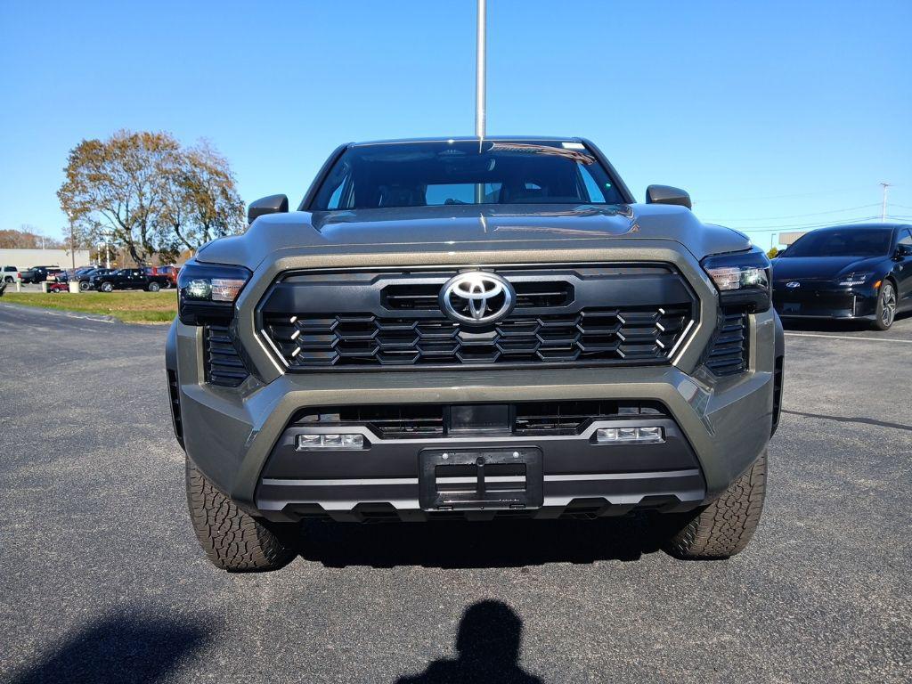 new 2025 Toyota Tacoma car, priced at $43,960