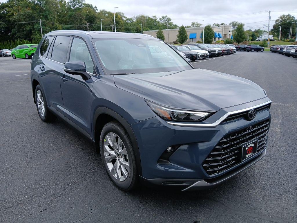 new 2026 Toyota Grand Highlander car, priced at $55,638