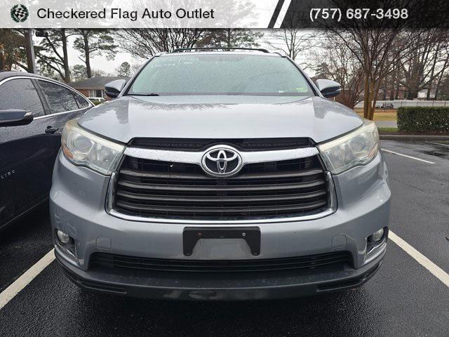 used 2014 Toyota Highlander car, priced at $17,790