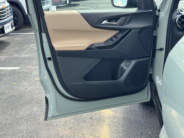 new 2026 Chevrolet Equinox car, priced at $31,415