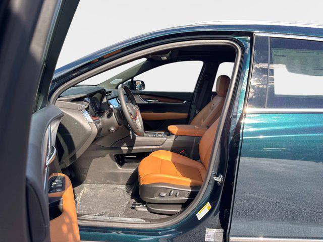 new 2025 Cadillac XT5 car, priced at $54,439