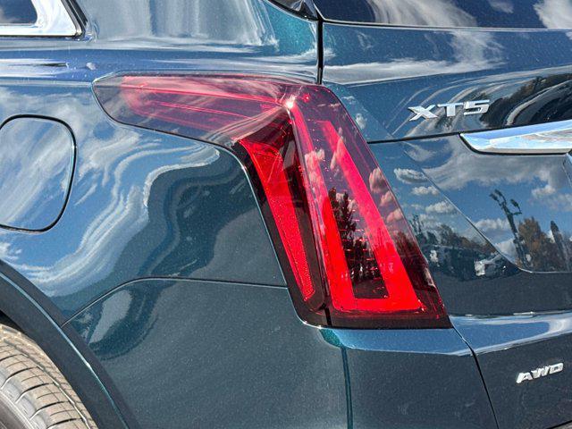 new 2025 Cadillac XT5 car, priced at $54,439