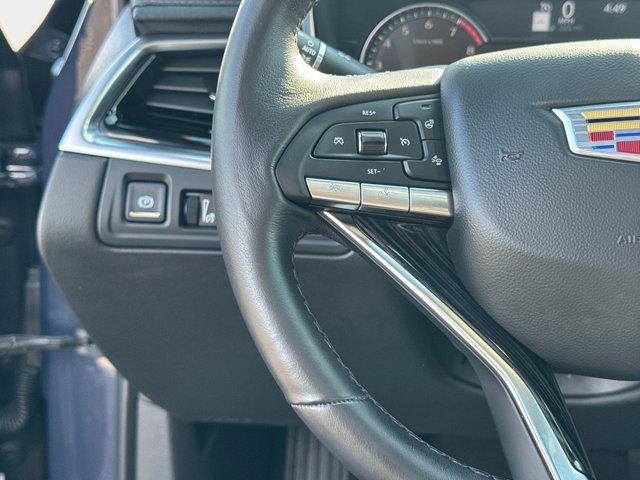 used 2025 Cadillac XT6 car, priced at $47,100