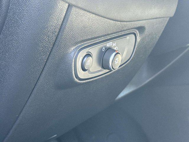 used 2022 Chevrolet Equinox car, priced at $20,300