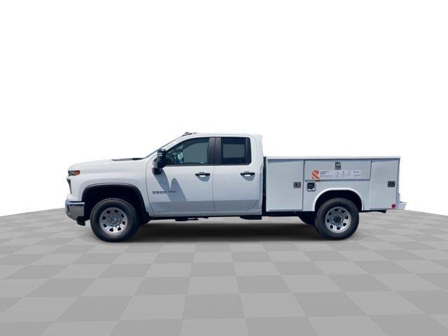 new 2024 Chevrolet Silverado 3500 car