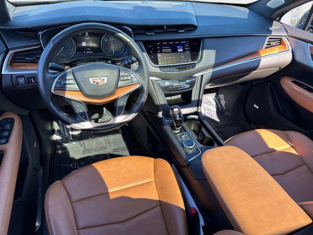 used 2023 Cadillac XT5 car, priced at $31,700