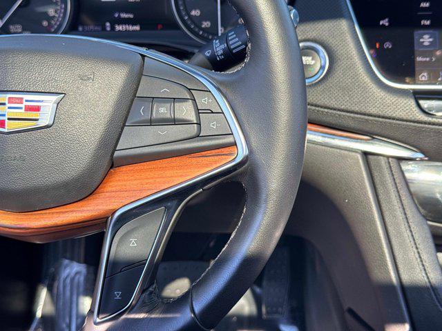 used 2023 Cadillac XT5 car, priced at $31,700