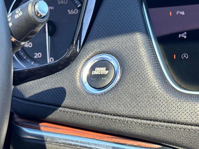 used 2023 Cadillac XT5 car, priced at $31,700