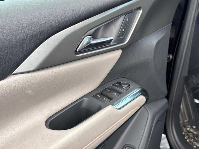 new 2026 Chevrolet Traverse car, priced at $45,540