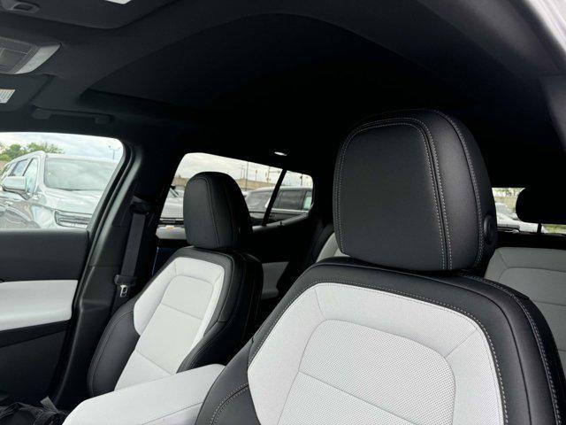 new 2025 Chevrolet Equinox EV car, priced at $40,203