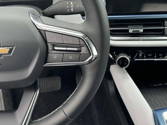 new 2025 Chevrolet Equinox EV car, priced at $40,203