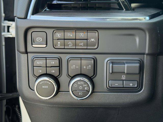 new 2025 Chevrolet Suburban car, priced at $82,384