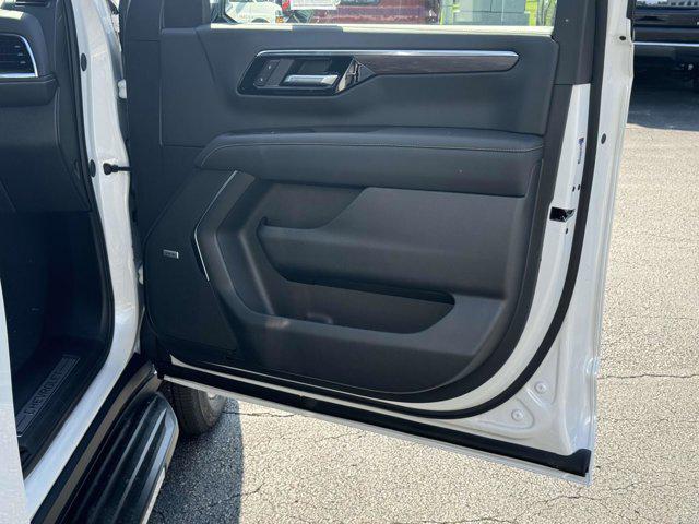 new 2025 Chevrolet Suburban car, priced at $82,384