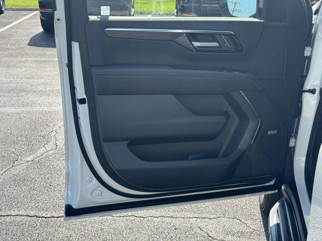 new 2025 Chevrolet Suburban car, priced at $82,384