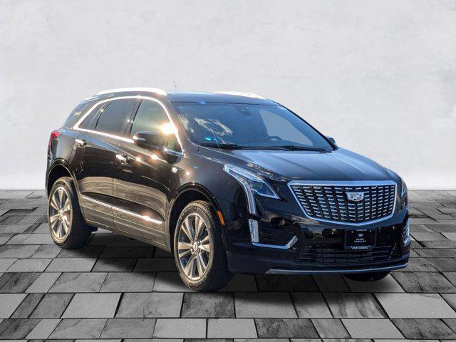 new 2025 Cadillac XT5 car, priced at $54,914