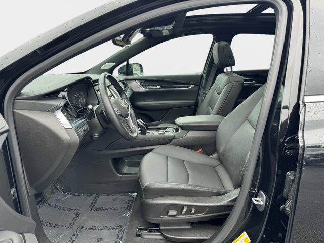 used 2023 Cadillac XT5 car, priced at $26,000