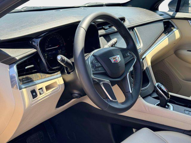 used 2018 Cadillac XT5 car, priced at $20,800
