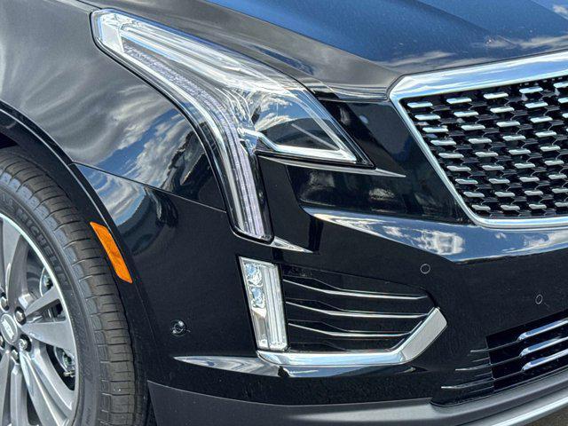 new 2025 Cadillac XT5 car, priced at $56,714