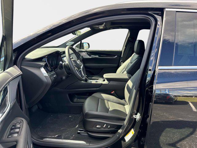 new 2025 Cadillac XT5 car, priced at $56,714