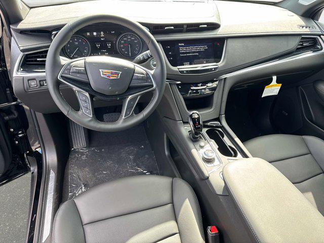new 2025 Cadillac XT5 car, priced at $56,714