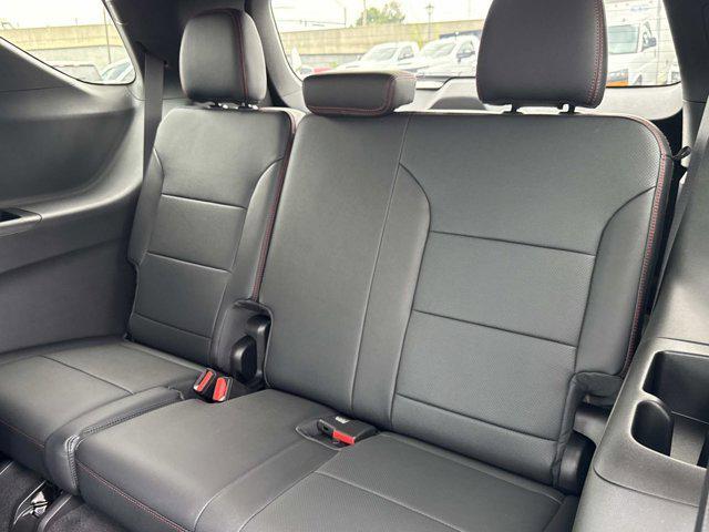 new 2026 Chevrolet Traverse car, priced at $57,817