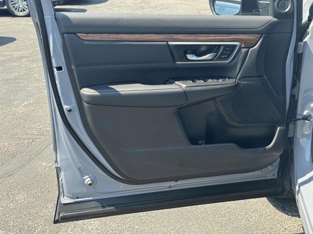 used 2021 Honda CR-V car, priced at $27,600