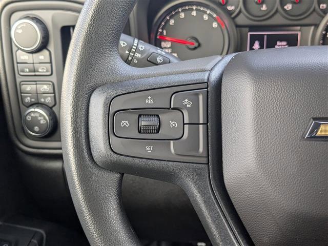 new 2024 Chevrolet Silverado 1500 car, priced at $39,999