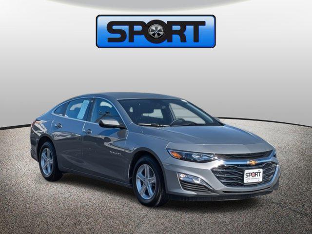 new 2025 Chevrolet Malibu car, priced at $22,163