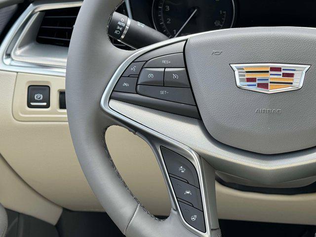 new 2025 Cadillac XT5 car, priced at $60,389
